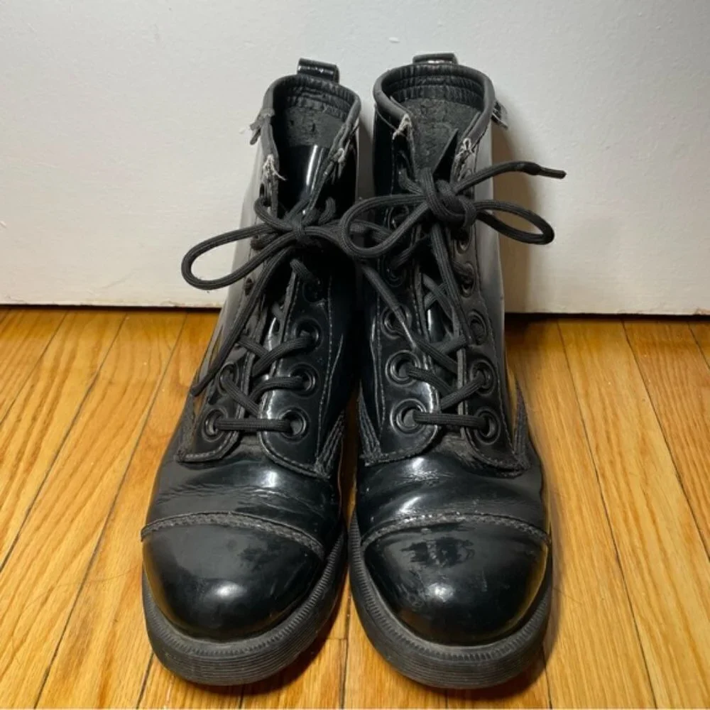 Dr. Martens Air War Black Combat Boots size US 6 Men